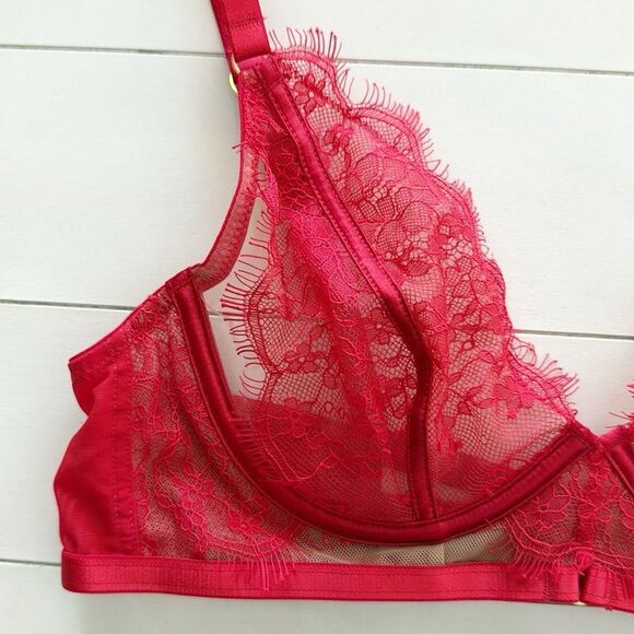 ASOS Wolf and Whistle Red Natalia Eyelash Lace Plunge Bra 34C - Picture 5 of 10